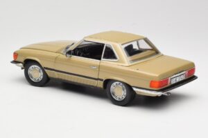 Mercedes 350 SL R107 Zlatý Sun Star 1:18 MB004 Kov – obrázok 7 z 8