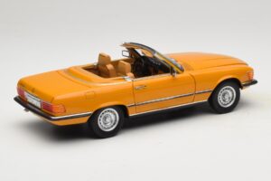 Mercedes 450 SL R107 Cayenne Orange Norev 1:18 183350 Kov – obrázok 4 z 10
