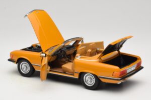 Mercedes 450 SL R107 Cayenne Orange Norev 1:18 183350 Kov – obrázok 7 z 10