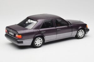 Mercedes 500 E W124 Bornit Metallic Norev 1:18 183948 Kov – obrázok 3 z 8