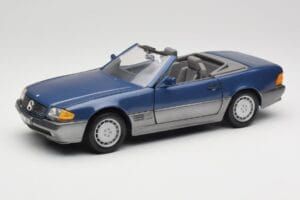 Mercedes SL 500 R129 Nautic Blue Metallic Revell 1:18 8081 Kov