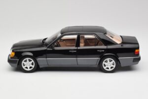 Mercedes 500E W124 Čierny Limitovaná Edícia Norev 1:18 183949 Kov – obrázok 4 z 12