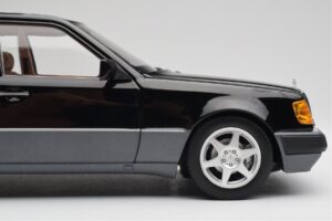 Mercedes 500E W124 Čierny Limitovaná Edícia Norev 1:18 183949 Kov – obrázok 8 z 12