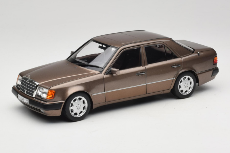 Mercedes 500E W124 Impala Metallic Norev 1:18 183954 Kov