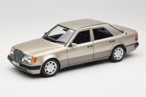 Mercedes 500E W124 Smoke Silver Dealerská Edícia Norev 1:18 B66040724 Kov