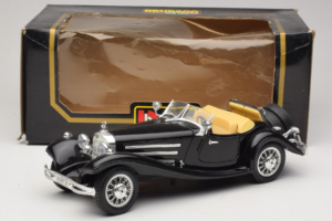Mercedes 500K Roadster Čierny Bburago 1:18 3020-P2 Kov – obrázok 8 z 8