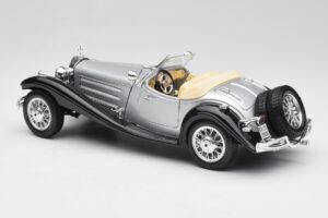 Mercedes 500K Roadster Strieborný Bburago 1:18 3020-M1 Kov – obrázok 7 z 8