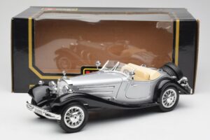 Mercedes 500K Roadster Strieborný Bburago 1:18 3020-M1 Kov – obrázok 8 z 8