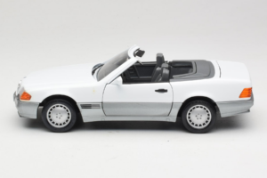 Mercedes 500 SL R129 Biely Roadtough 1:18 92048 Kov – obrázok 4 z 8