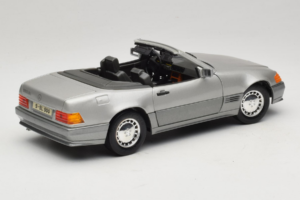 Mercedes 500SL R129 Strieborný Tchibo 1:18 TC001 Kov – obrázok 3 z 8