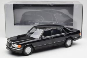 Mercedes 560 SEL W126 Čierny Edícia Dealer Norev 1:18 B66040599 Kov – obrázok 8 z 8