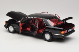 Mercedes 560 SEL W126 Čierny S Červeným Interiérom Norev 1:18 183788 Kov – obrázok 7 z 8