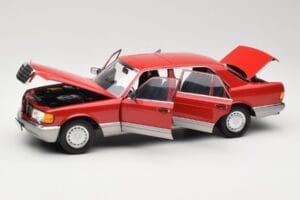 Mercedes 560 SEL W126 Červený Norev 1:18 183463 Kov – obrázok 2 z 8