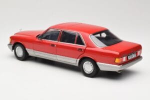 Mercedes 560 SEL W126 Červený Norev 1:18 183463 Kov – obrázok 7 z 8