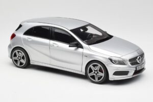 Mercedes A-Class W176 Polar Strieborný Norev 1:18 B66960139 Kov – obrázok 6 z 8