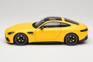 Mercedes AMG GT 43 C192 Turbo Sun Yellow NZG 1:18 B66960587 Kov – obrázok 4 z 8