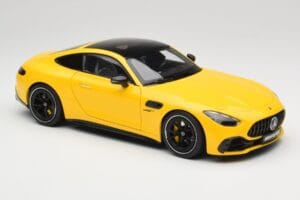Mercedes AMG GT 43 C192 Turbo Sun Yellow NZG 1:18 B66960587 Kov – obrázok 6 z 8