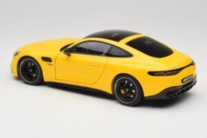 Mercedes AMG GT 43 C192 Turbo Sun Yellow NZG 1:18 B66960587 Kov – obrázok 7 z 8