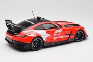 Mercedes AMG GT Black Series C190 Safety Car F1 2023 Minichamps 1:18 155032091 Kov – obrázok 2 z 6