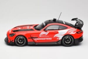 Mercedes AMG GT Black Series C190 Safety Car F1 2023 Minichamps 1:18 155032091 Kov – obrázok 3 z 6