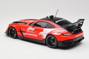 Mercedes AMG GT Black Series C190 Safety Car F1 2023 Minichamps 1:18 155032091 Kov – obrázok 5 z 6