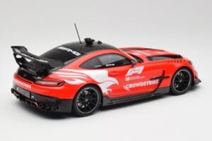 Mercedes AMG GT Black Series F1 Safety Car 2022 Minichamps 1:18 153032093 Kov – obrázok 2 z 6
