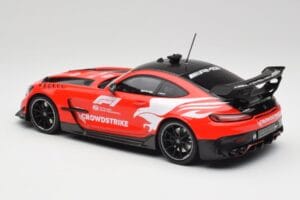 Mercedes AMG GT Black Series F1 Safety Car 2022 Minichamps 1:18 153032093 Kov – obrázok 5 z 6