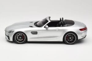 Mercedes AMG GT C Roadster R190 Strieborný Norev 1:18 183453 Kov – obrázok 3 z 6