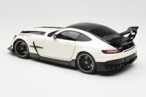 Mercedes AMG GT C190 Black Series Diamond White Metallic Minichamps 1:18 110032020 Kov – obrázok 7 z 8