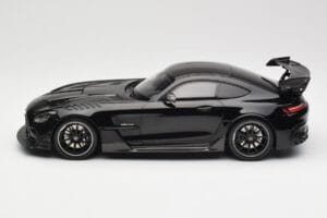 Mercedes AMG GT C190 Black Series Jet Black Metallic Minichamps 1:18 155032024 Kov – obrázok 3 z 6