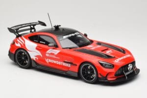 Mercedes AMG GT C190 Black Series Safety Car F1 2022 Minichamps 1:18 155032090 Kov – obrázok 4 z 6