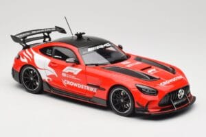 Mercedes AMG GT C190 Black Series Safety Car F1 2024 Minichamps 1:18 110032090 Kov – obrázok 6 z 8