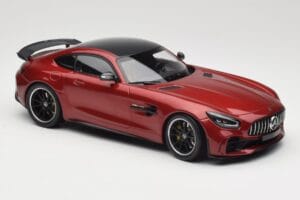Mercedes AMG GT R C190 Jupiter Red Metallic Minichamps 1:18 155036027 Kov – obrázok 4 z 6