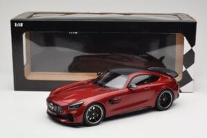 Mercedes AMG GT R C190 Jupiter Red Metallic Minichamps 1:18 155036027 Kov – obrázok 6 z 6