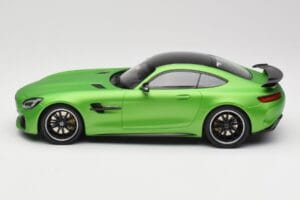 Mercedes AMG GT R C190 Matný Zelený Minichamps 1:18 155036020 Kov – obrázok 3 z 6