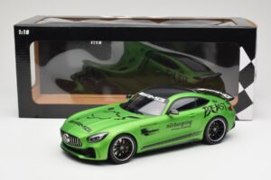 Mercedes AMG GT R C190 Ringtaxi Minichamps 1:18 155036091 Kov – obrázok 6 z 6