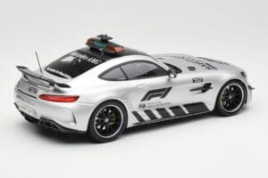 Mercedes AMG GT R C190 Safety Car F1 2019 Minichamps 1:18 155036090 Kov – obrázok 2 z 6