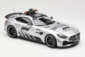 Mercedes AMG GT R C190 Safety Car F1 2019 Minichamps 1:18 155036090 Kov – obrázok 4 z 6