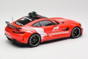 Mercedes AMG GT R C190 Safety Car F1 2021 Minichamps 1:18 155036095 Kov – obrázok 2 z 6
