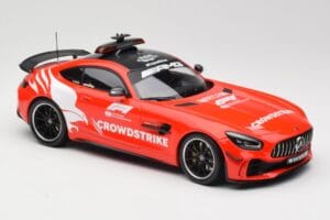 Mercedes AMG GT R C190 Safety Car F1 2021 Minichamps 1:18 155036095 Kov – obrázok 4 z 6