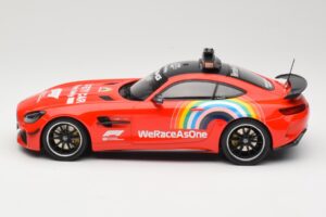 Mercedes AMG GT R C190 Safety Car F1 Mugello GP 2020 Minichamps 1:18 155036094 Kov – obrázok 3 z 6