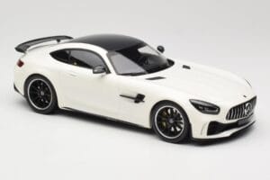 Mercedes AMG GT R C190 Biely Metalíza Minichamps 1:18 155036028 Kov – obrázok 4 z 6