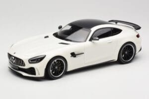 Mercedes AMG GT R C190 Biely Metalíza Minichamps 1:18 155036028 Kov