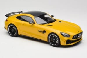 Mercedes AMG GT R C190 Žltý Minichamps 1:18 155036021 Kov – obrázok 4 z 6