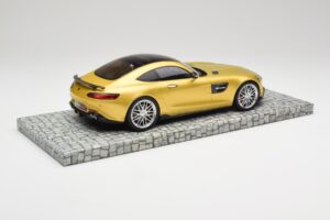 Mercedes Brabus AMG GT S C190 600 Desert Zlatý Minichamps 1:18 107032522 Kov – obrázok 2 z 6