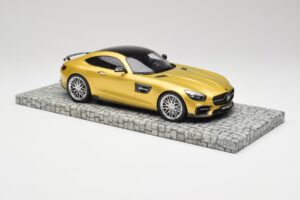Mercedes Brabus AMG GT S C190 600 Desert Zlatý Minichamps 1:18 107032522 Kov – obrázok 4 z 6