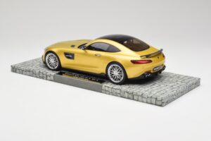 Mercedes Brabus AMG GT S C190 600 Desert Zlatý Minichamps 1:18 107032522 Kov – obrázok 5 z 6