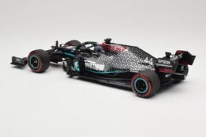 Mercedes AMG Petronas W11 #44 L. Hamilton Winner Tuscan GP 2020 Minichamps 1:18 110200944 Kov – obrázok 5 z 6