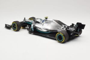 Mercedes AMG Petronas Motorsport W10 #77 V. Bottas 2nd Place Chinese GP 2019 Minichamps 1:18 110190377 Kov – obrázok 5 z 6