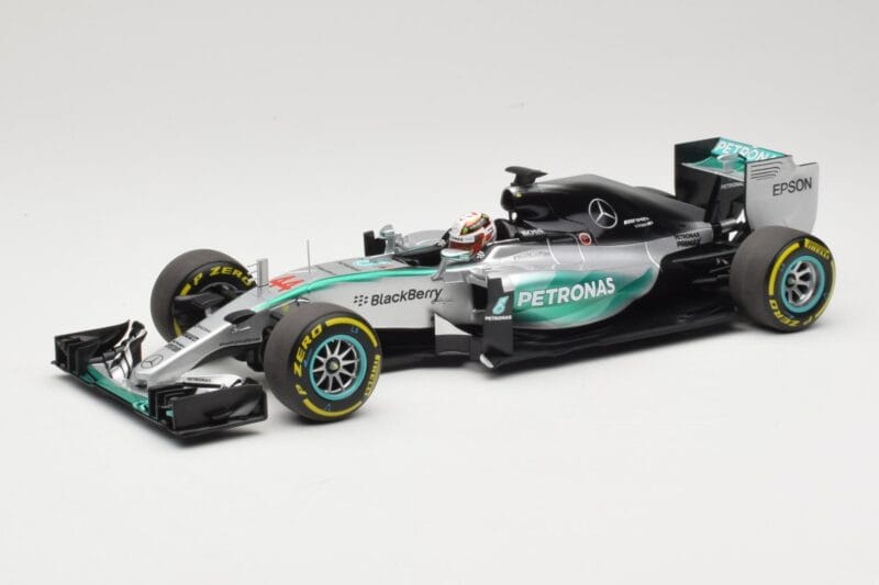 Mercedes AMG Petronas W06 Hybrid #44 L. Hamilton F1 World Champion 2015 Minichamps 1:18 186150044 Kov